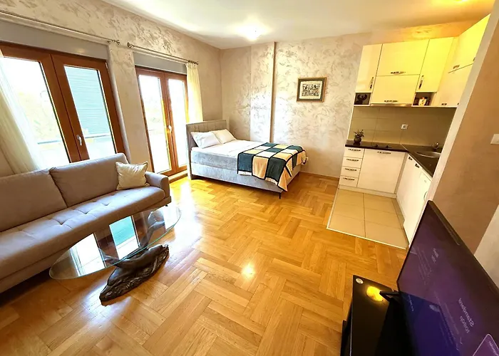 Renta Stanovi Апартаменты *