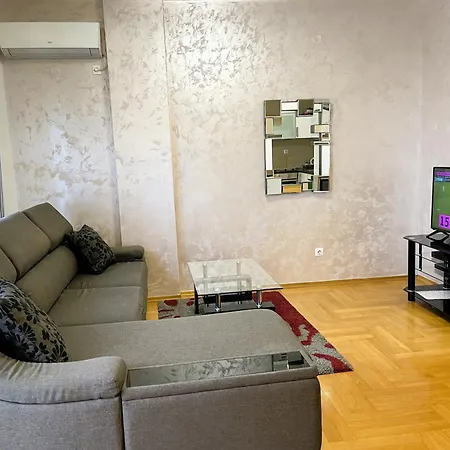 Renta Stanovi 波德戈里察